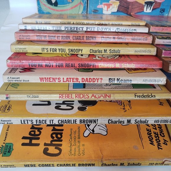 Vintage Book Lot of 17 - Charlie Brown Walt Disney Snagglepuss pink panther + B1 - Picture 5 of 7